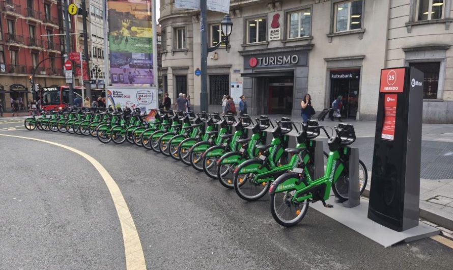 INICIA EL NUEVO SERVICIO DE PRÉSTAMO DE BICICLETAS ELÉCTRICAS EN BILBAO